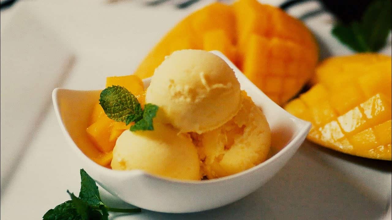 تصویر 4 از بستنی انبه رژیمی بدون قند اضافی و با شکر طبیعی